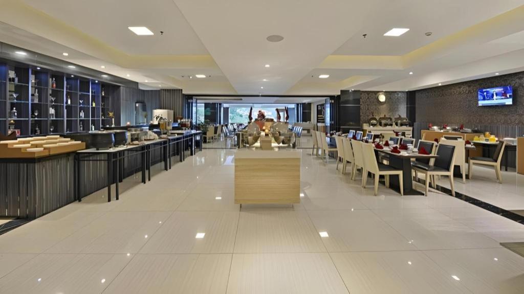 Travello Hotel בנדונג מראה חיצוני תמונה