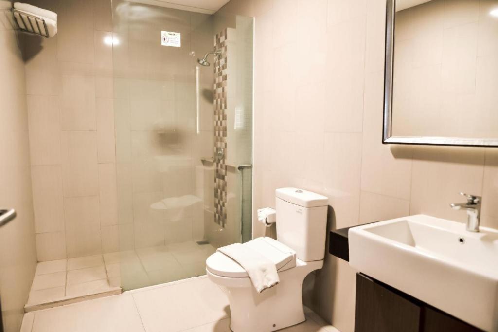 Travello Hotel בנדונג מראה חיצוני תמונה