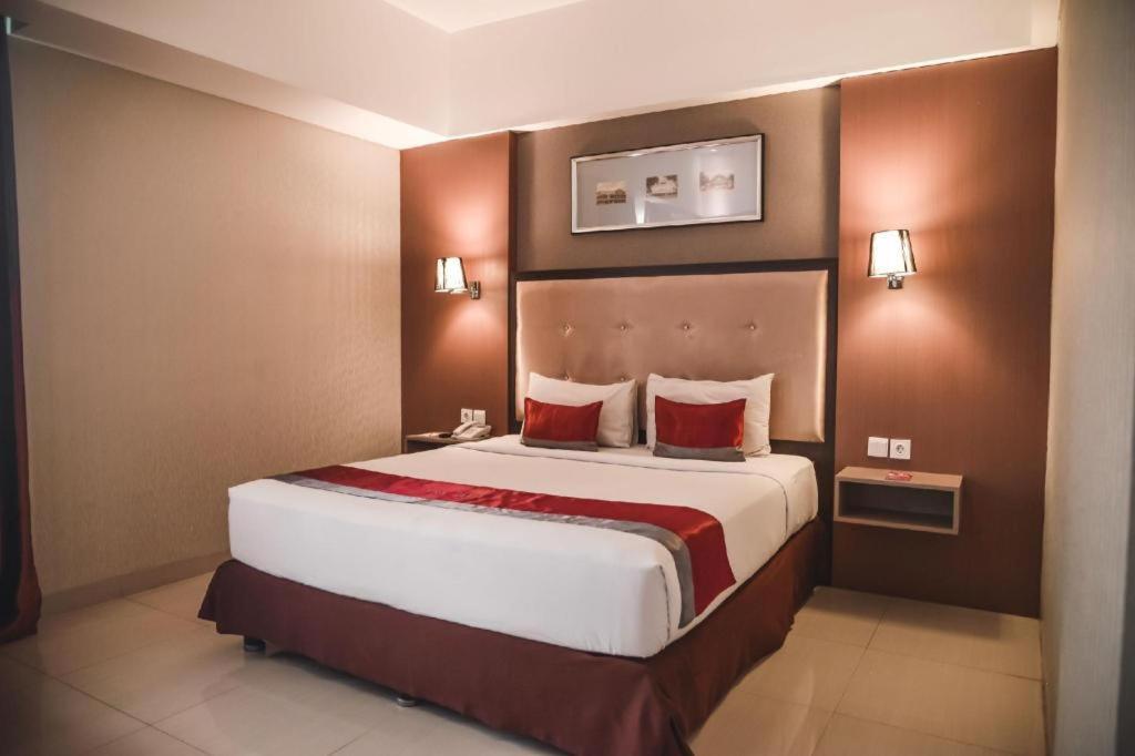 Travello Hotel בנדונג מראה חיצוני תמונה