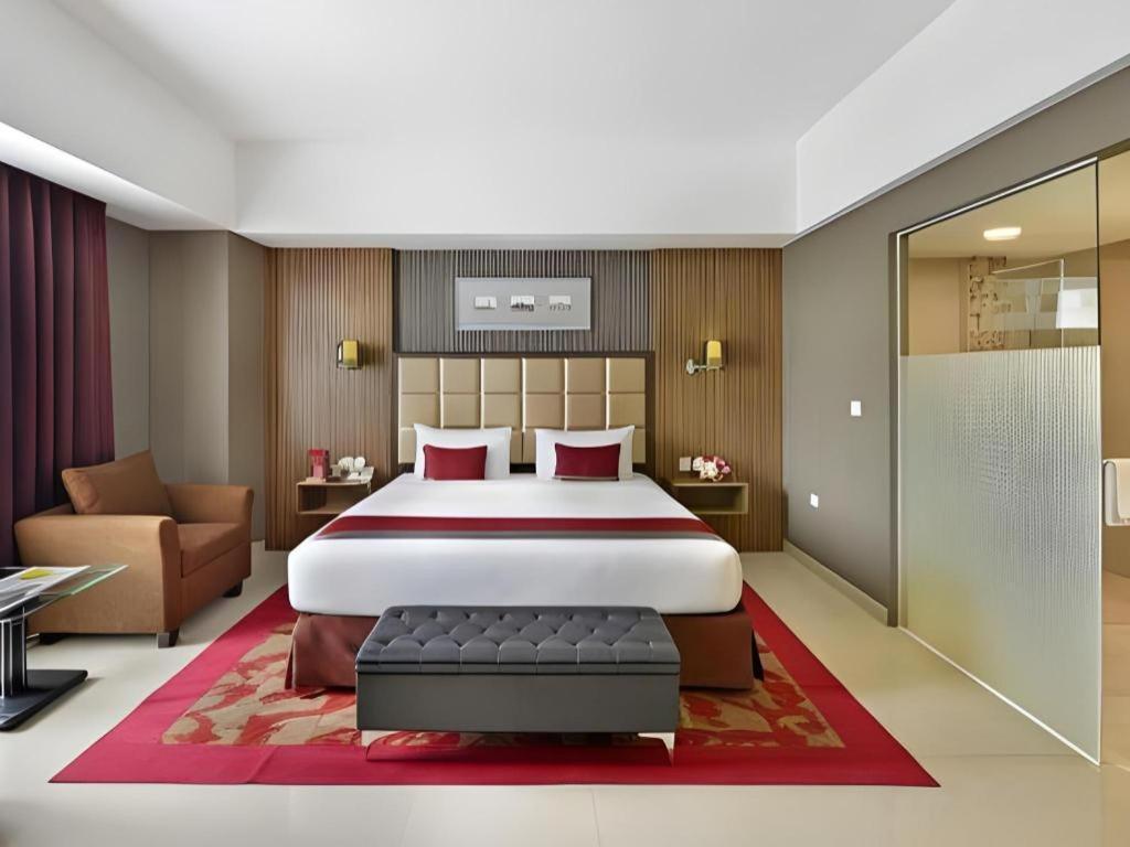 Travello Hotel בנדונג מראה חיצוני תמונה