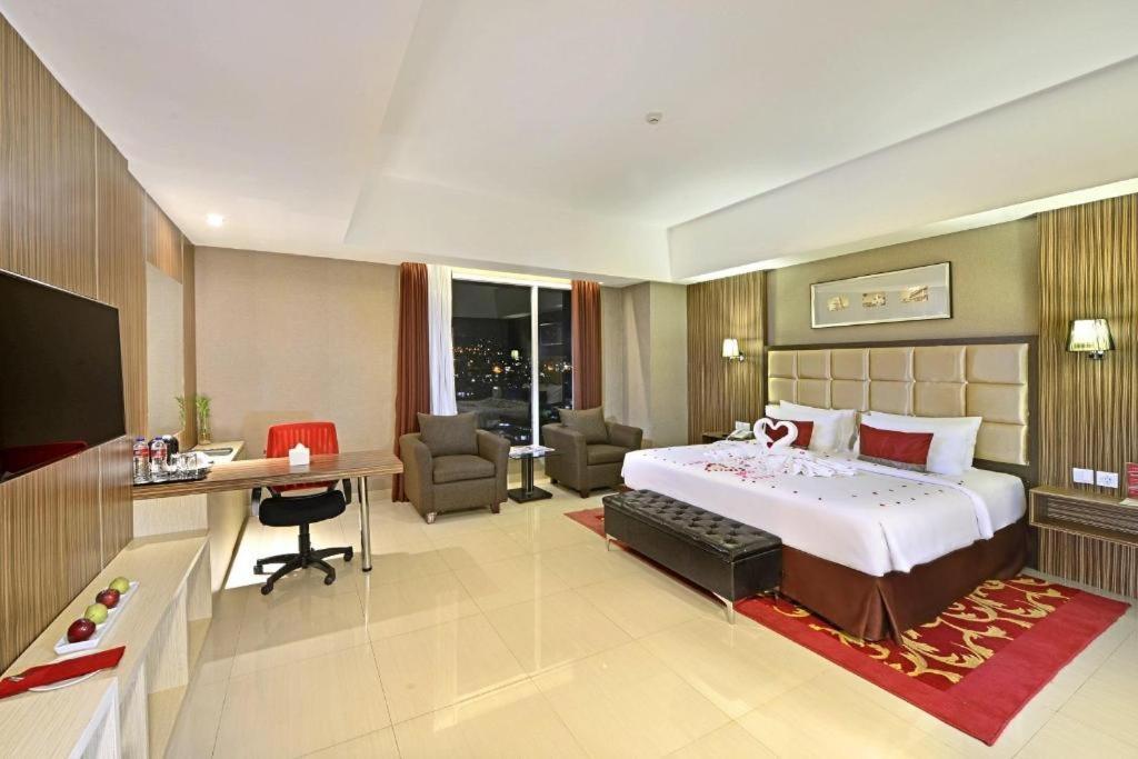 Travello Hotel בנדונג מראה חיצוני תמונה