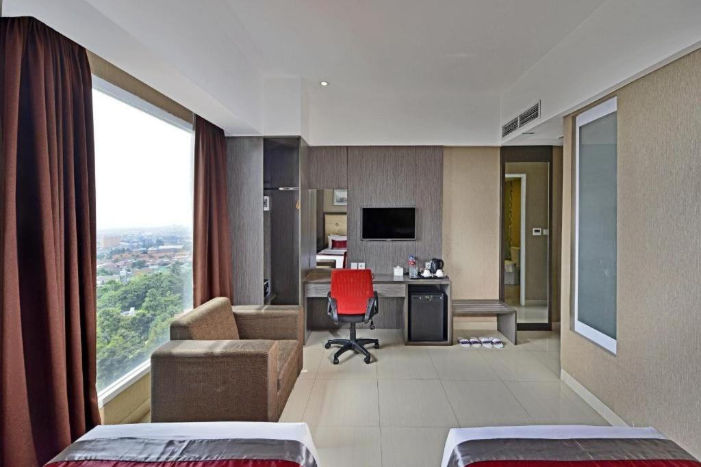 Travello Hotel בנדונג מראה חיצוני תמונה
